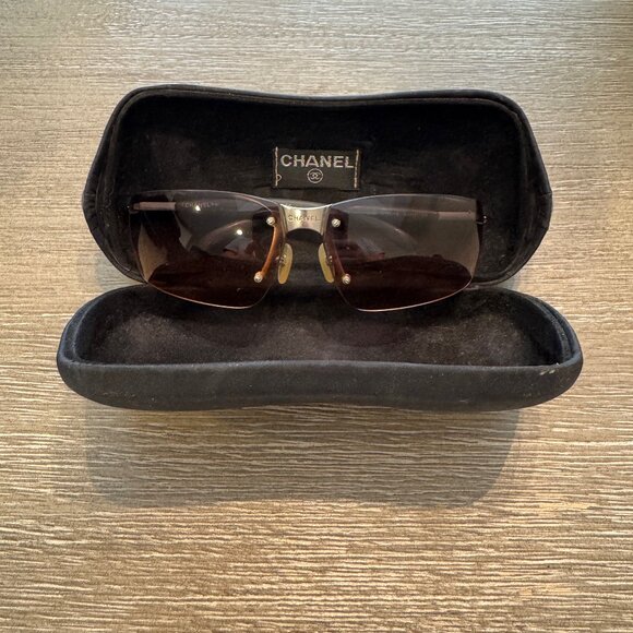 Chanel 4009 sunglasses, with case - Picture 1 of 5
